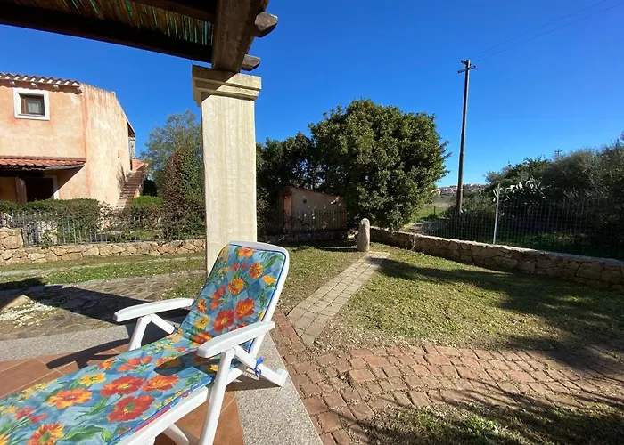 Residenze S'abbaida - Budoni Sweet 度假居 *